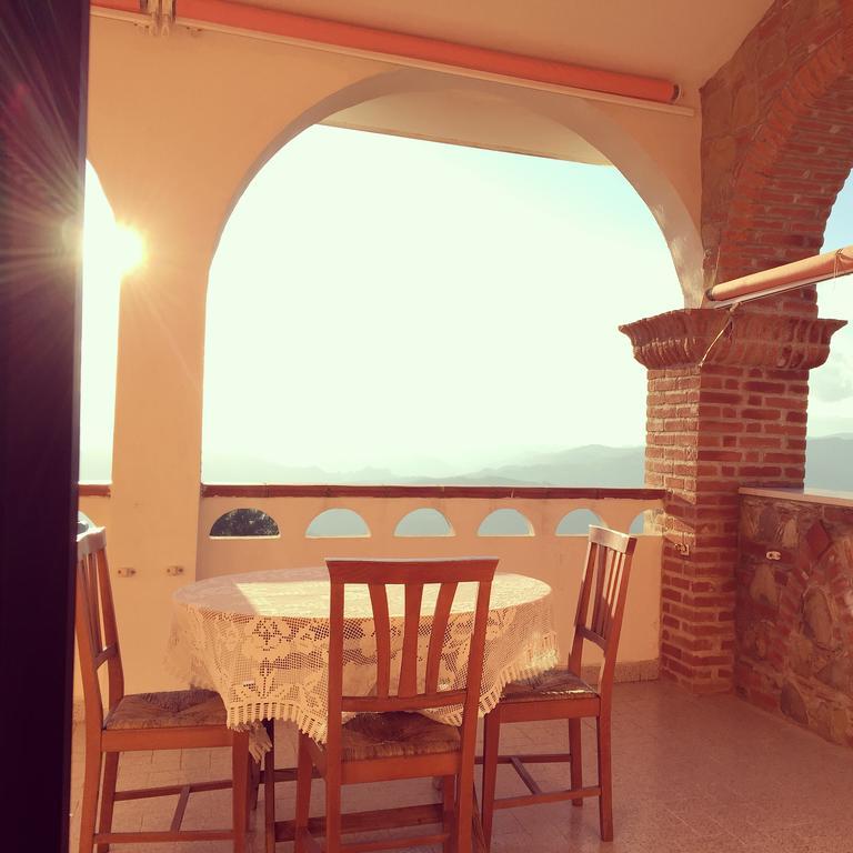 B&B Castello Michelina San Nicola dellʼAlto Eksteriør bilde