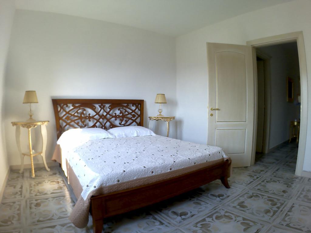 B&B Castello Michelina San Nicola dellʼAlto Eksteriør bilde