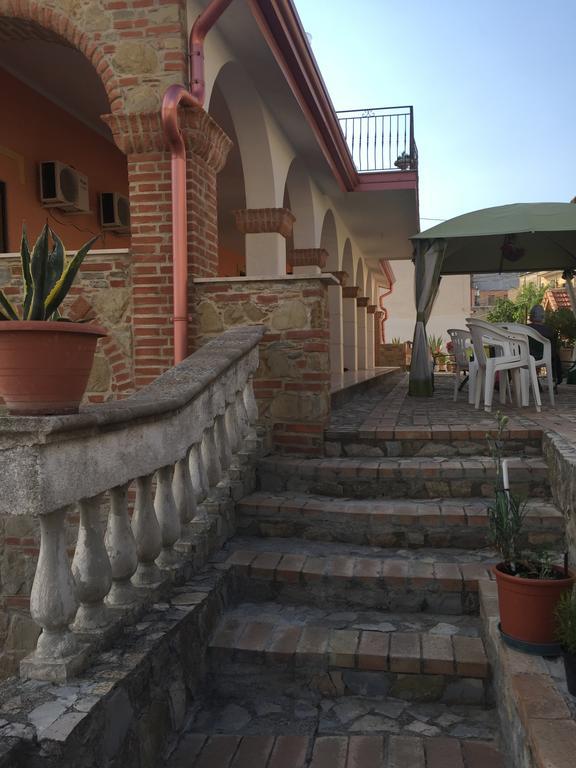 B&B Castello Michelina San Nicola dellʼAlto Eksteriør bilde