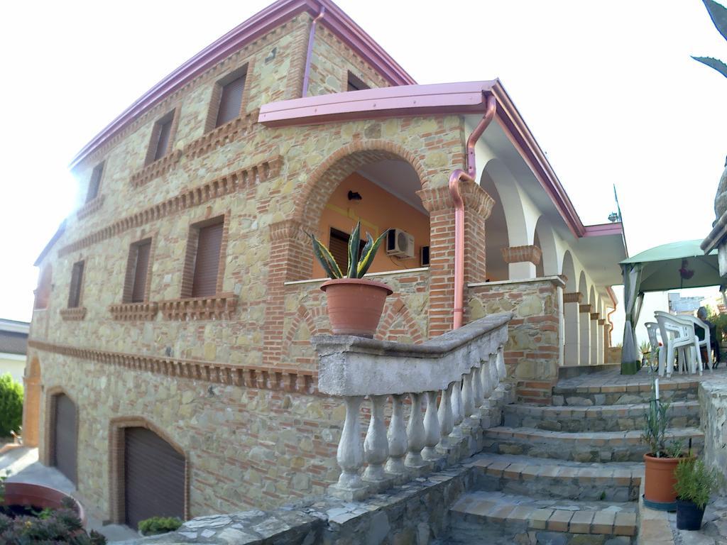 B&B Castello Michelina San Nicola dellʼAlto Eksteriør bilde